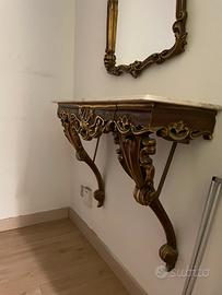 Consolle con specchio dorato