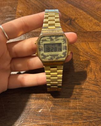 casio vintage camouflage dorato