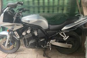 Fazer YAMAHA 600