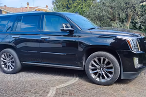 CADILLAC ESCALADE