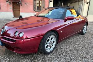 Alfa GTV 916 spider