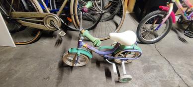 Biciclettina con rotelle per bimbi