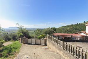 CASA SINGOLA SUI COLLI DI NANTO