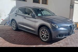 Alfa Romeo Stelvio Q4 2.2 Executive 190 cv
