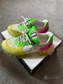 dsquared2 scarpe n.33