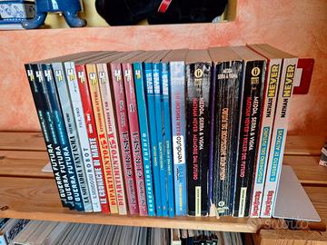 Lotto 25 Fumetti Nathan Never e Universo Alfa