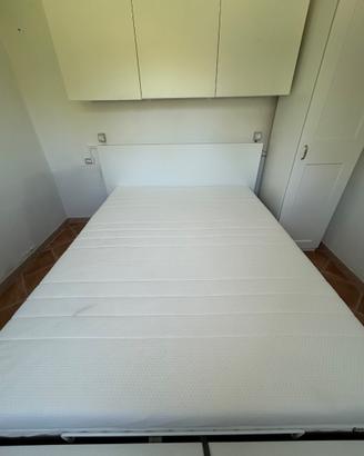 Mobilio camera da letto con materasso