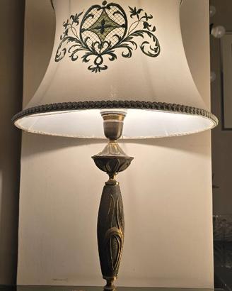 Lampada da tavolo