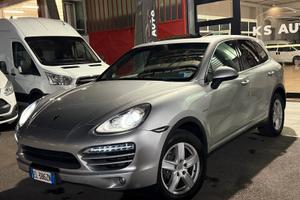 Porsche Cayenne 3.0 Diesel tiptronic 173000km