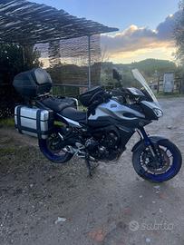 YAMAHA MT-09 TRACER900-2016-22.000km accessoriata