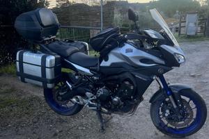 YAMAHA MT-09 TRACER900-2016-22.000km accessoriata