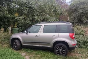 Skoda yeti 2.0 4x4 con gancio traino