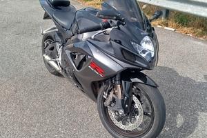 Suzuki gsx-r 750