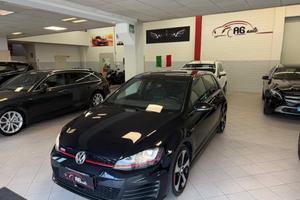 Volkswagen Golf GTI Performance 2.0 TSI 230cv
