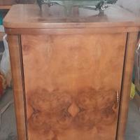 Macchina da cucire con mobile