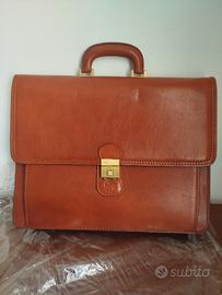 Valigetta 24 ore in vera pelle cuoio con chiusura 