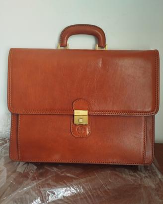 Valigetta 24 ore in vera pelle cuoio con chiusura 