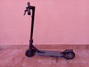 Monopattino Xiaomi M365
