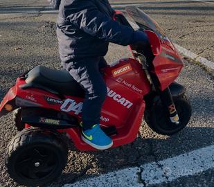 Ducati Desmosedici Evo di Peg Perego