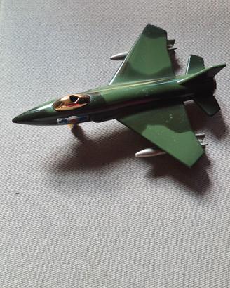 PARTICOLARE ACCENDINO VINTAGE ANNI ’70 – AEREO 