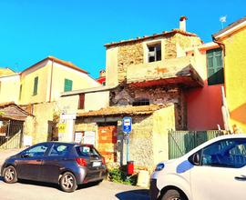 CASA INDIPENDENTE A DIANO MARINA