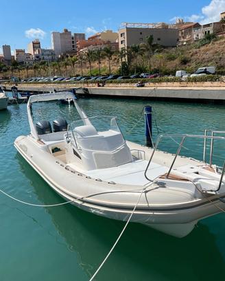 Capelli Tempest 1000 (2011) Motori: 2 x 300 YAMAHA
