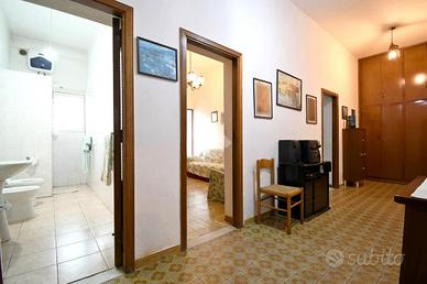 4 LOCALI A CAGLIARI