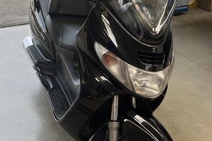 Suzuki Burgman 400