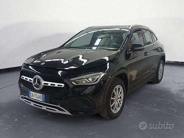 Mercedes-Benz GLA (H247) 180 d Automatic Business