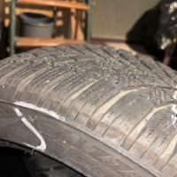 4 Gomme Invernali 195/55 R16 87H – PRONTE ALL’USO