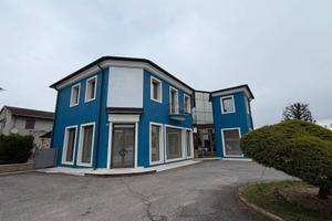 Immobile di 466 m² con più di 5 locali a Casaleone