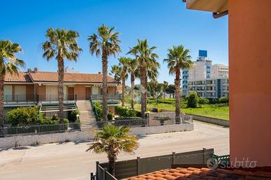 VILLA A SCHIERA A SAN SALVO