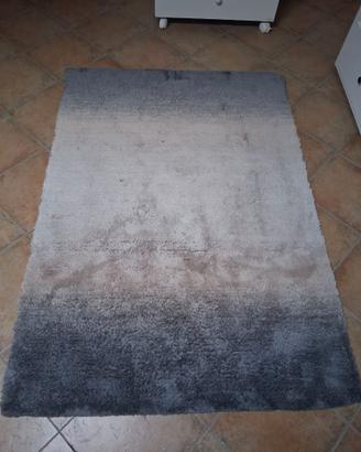 Tappeto sfumature grigio chiaro