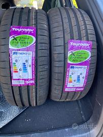 Gomme 215/45/16