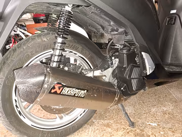 marmitta Akrapovic per sh