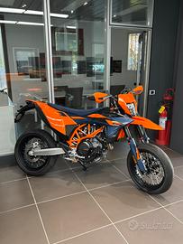 KTM 690 SMC R 2026