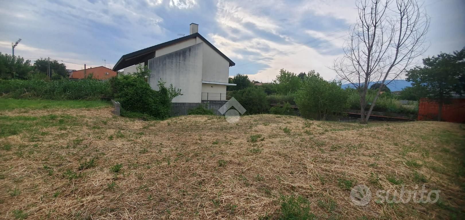 TER. RESIDENZIALE A LORIA - Vista 4