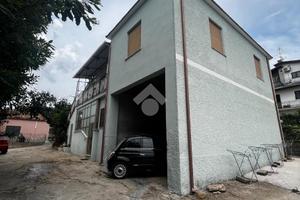 3 LOCALI A ALBANO LAZIALE