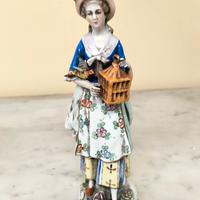 statuina in porcellana Capodimonte 