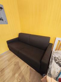Divano letto 3 posti – come nuovo – 350€