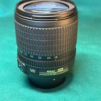 Obiettivo Nikon 18-105