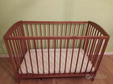 Lettino in legno per bambini (Uggiate, Como)