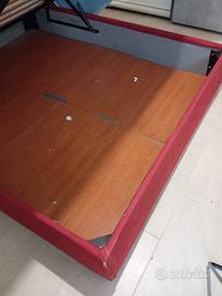 Letto matrimoniale con cassettone porta biancheria