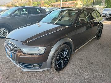 Audi A4 allroad 2.0 TDI 177 CV S tronic Business P