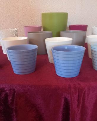 14 vasi di varie  misure e colori
