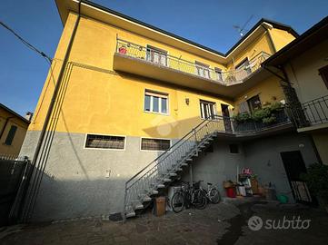 3 LOCALI A PALAZZOLO SULL'OGLIO