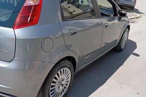 Grande punto 1200 benzina  anno 2008
