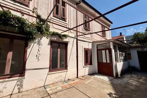 Casa indipendente di 154 m² con 5 locali a Trieste