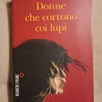 Libro Donne che corrono coi lupi C. P. Estès