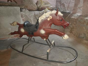 Cavallino a dondolo anni 60 Canova